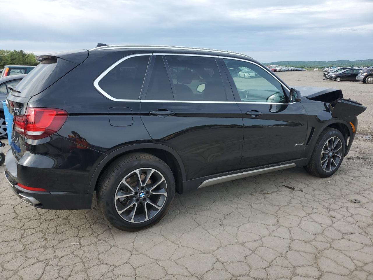 2018 BMW X5 VIN 5UXKR0C52JL075481 photo 3