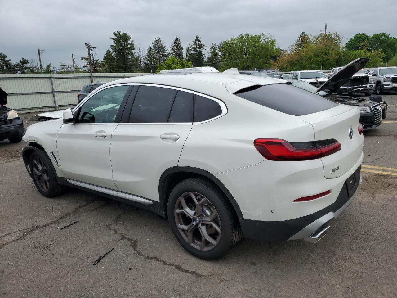 2023 BMW X4 VIN 5UX33DT05P9R75444 photo 2