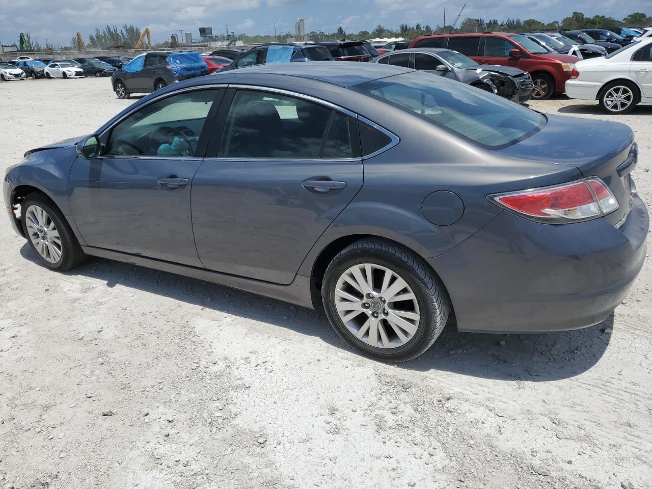 2010 Mazda 6 VIN 1YVHZ8CH6A5M37430 photo 2