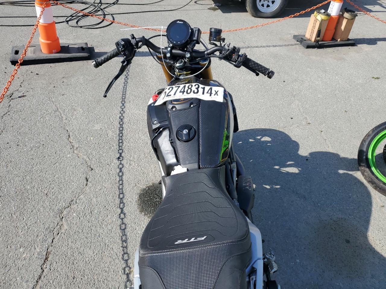 2023 INDIAN MOTORCYCLE CO. FTR R CARBON VIN 56KRZR226P3008736 photo 6