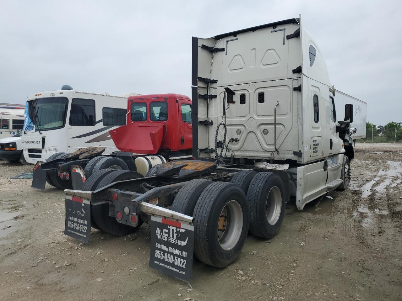 2016 FREIGHTLINER CASCADIA 125 VIN 3AKJGLD59GSHT0568 photo 4