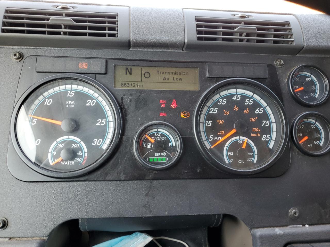 2016 FREIGHTLINER CASCADIA 125 VIN 3AKJGLD54GSGR1579 photo 8