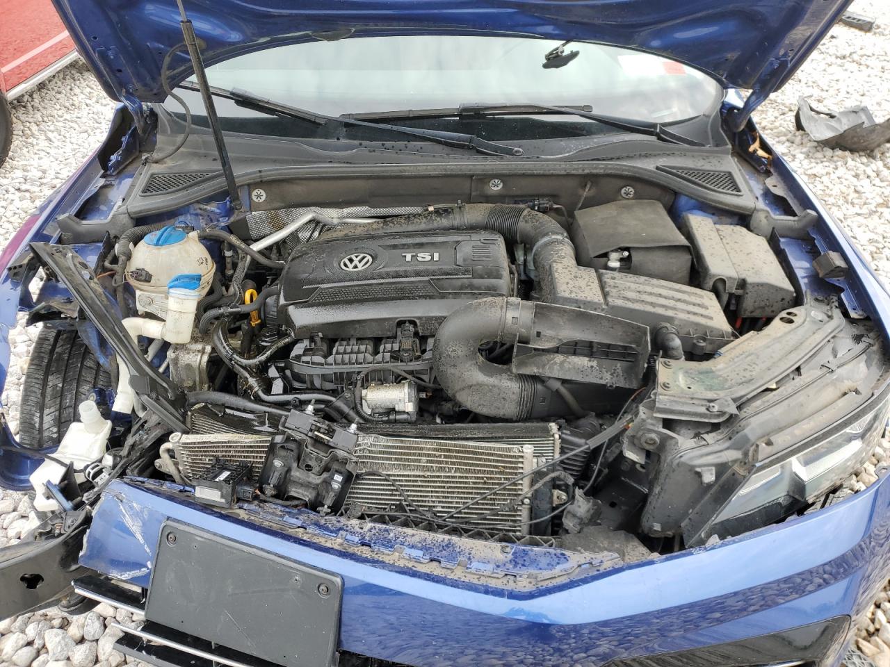 2017 VOLKSWAGEN Passat VIN 1VWDT7A37HC004127 photo 11