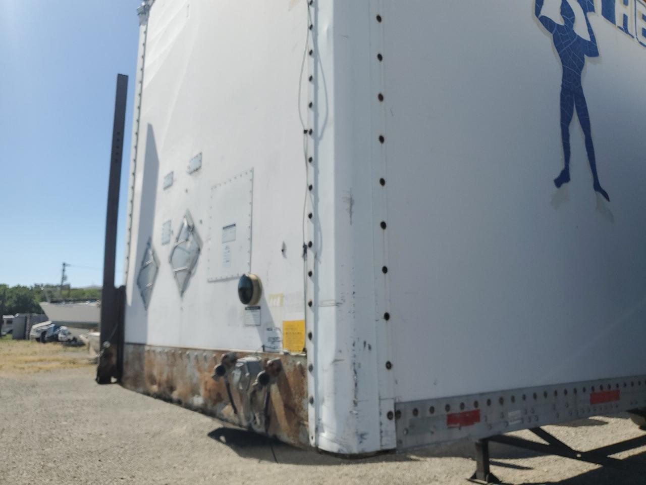 2025 Utility Trailer VIN 1UYVS1292SC710215 photo 8