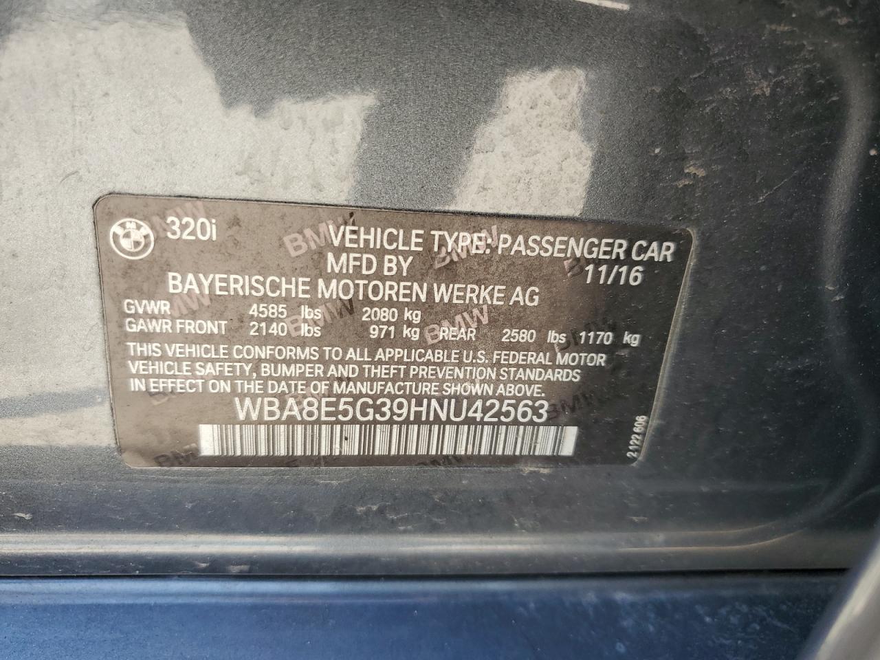 2017 BMW 3 series VIN WBA8E5G39HNU42563 photo 12
