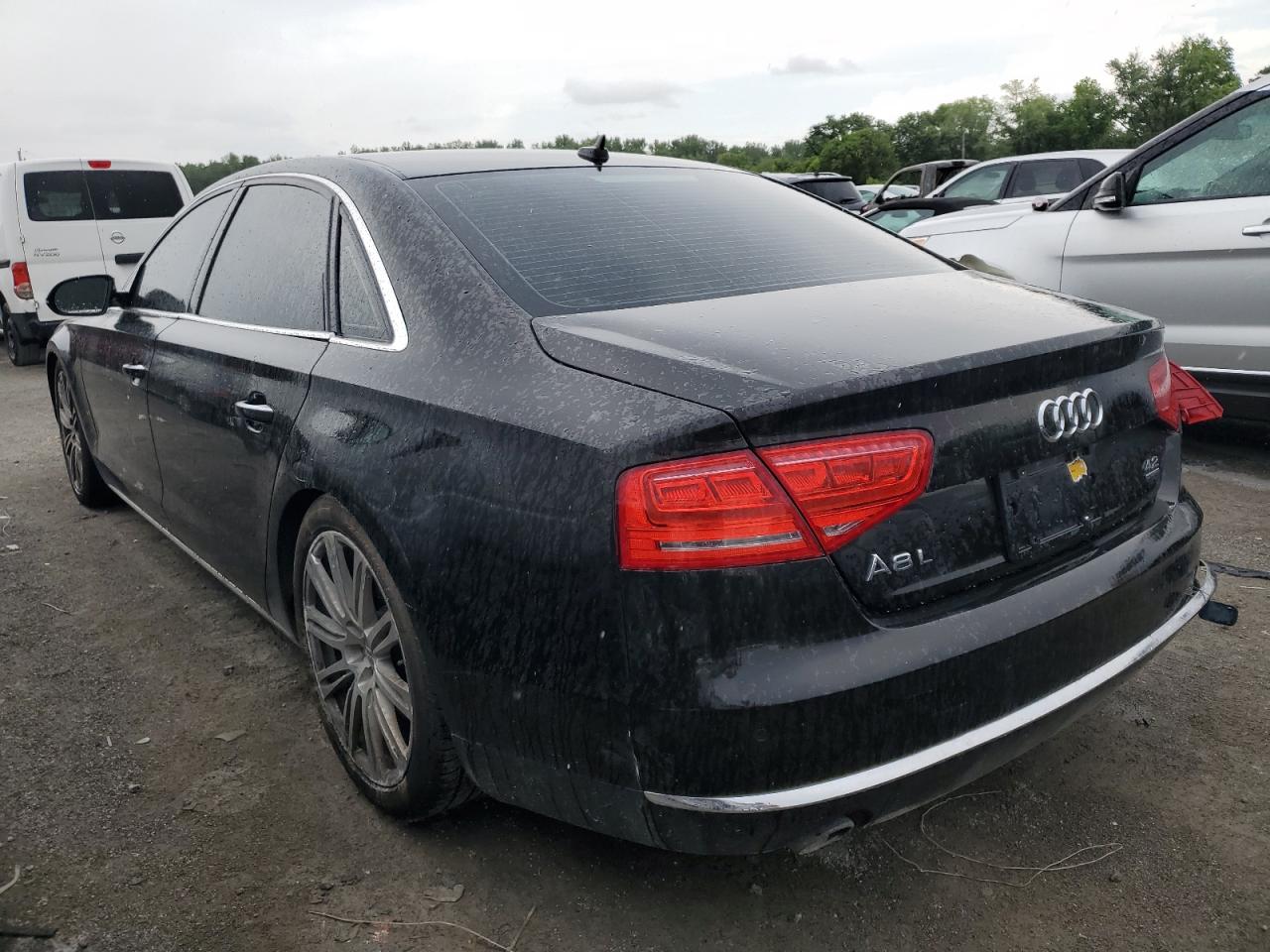 2011 Audi A8 VIN WAURVAFD8BN021674 photo 2