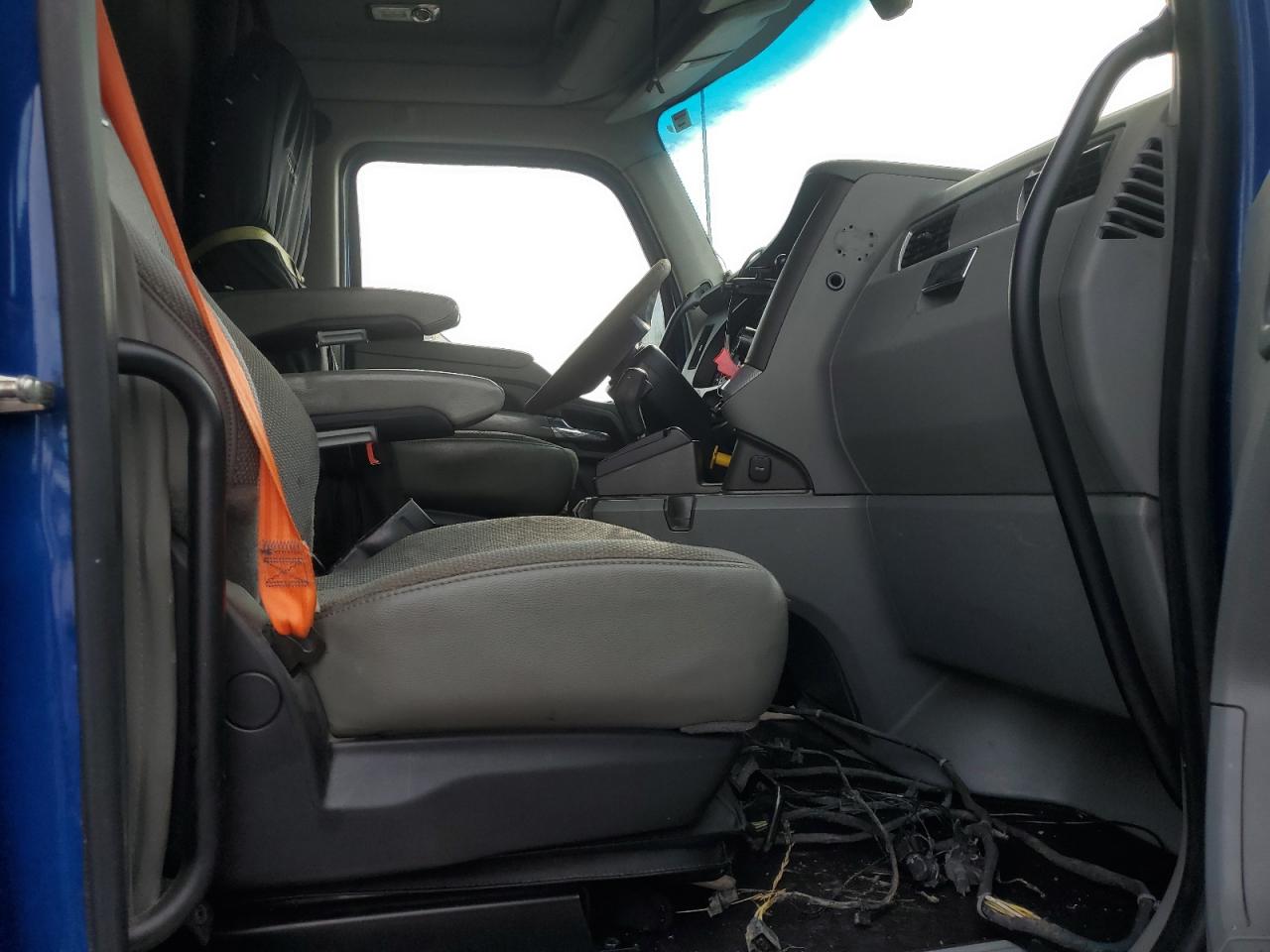 2018 KENWORTH CONSTRUCTION T680 VIN 1XKYD49X5JJ108550 photo 5