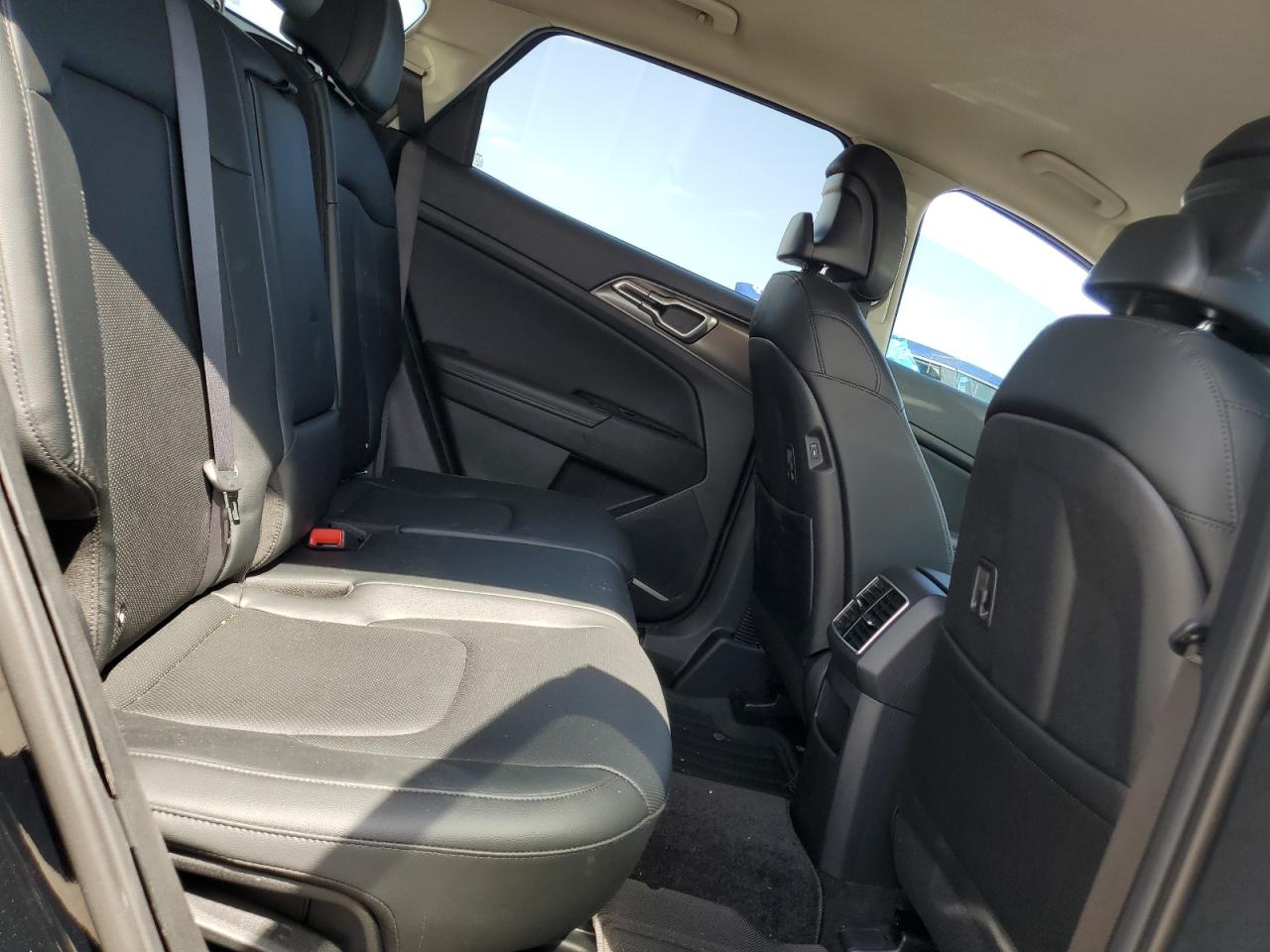 2024 KIA Sportage VIN 5XYK33DF7RG147245 photo 11