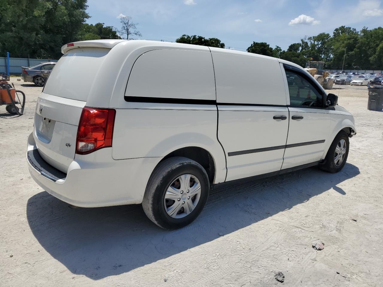 2013 RAM Tradesman VIN 2C4JRGAG6DR505034 photo 3