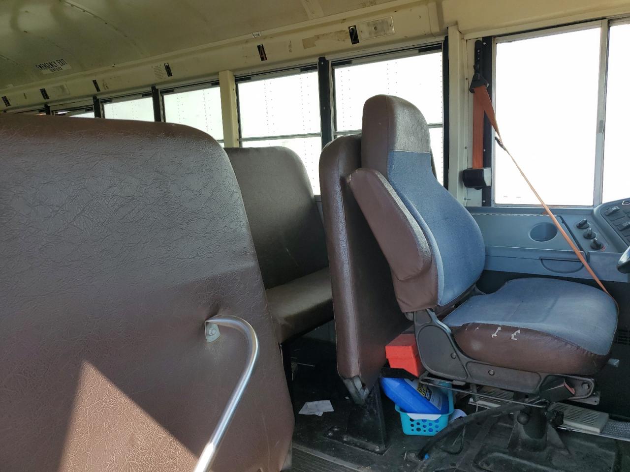 2014 IC 3000 VIN 4DRBUAAN6EB357851 photo 5
