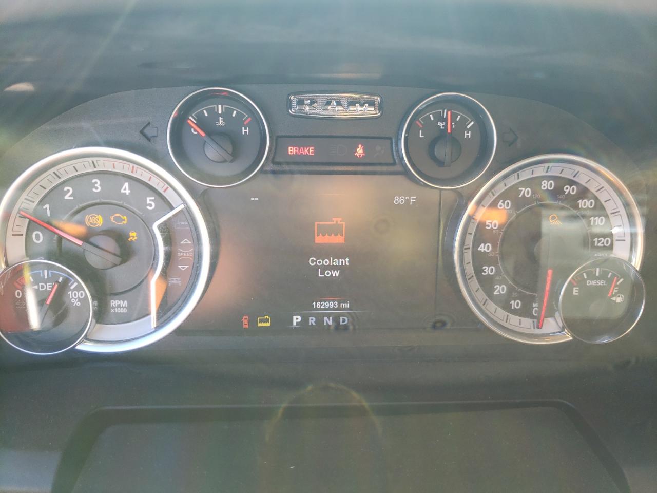 2018 RAM 3500 VIN 3C63RRHL2JG422880 photo 9