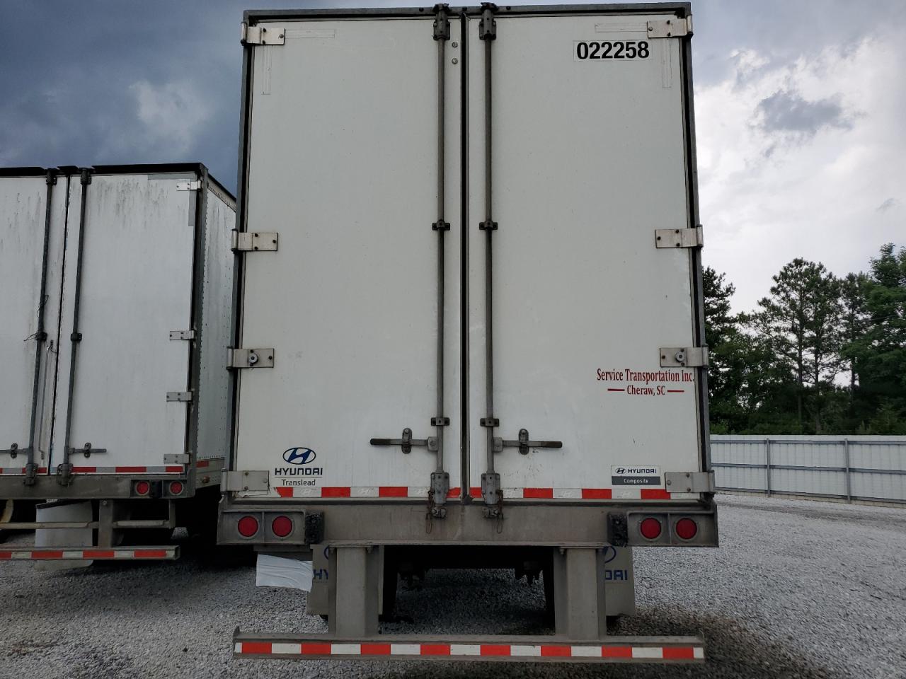2018 HYTR TL VIN 3H3V532C4GT022258 photo 2