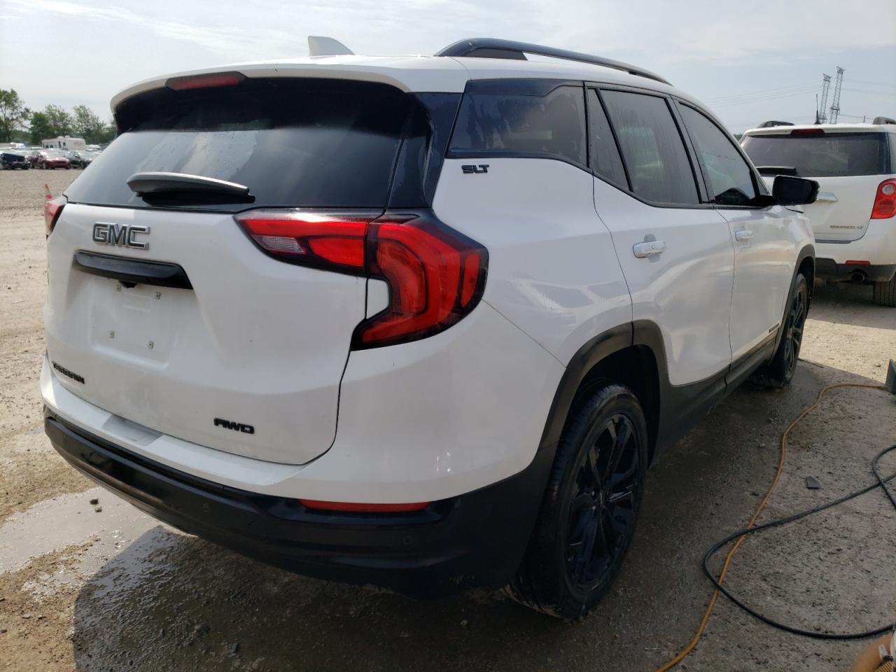 2021 GMC Terrain VIN 3GKALVEV6ML398826 photo 3