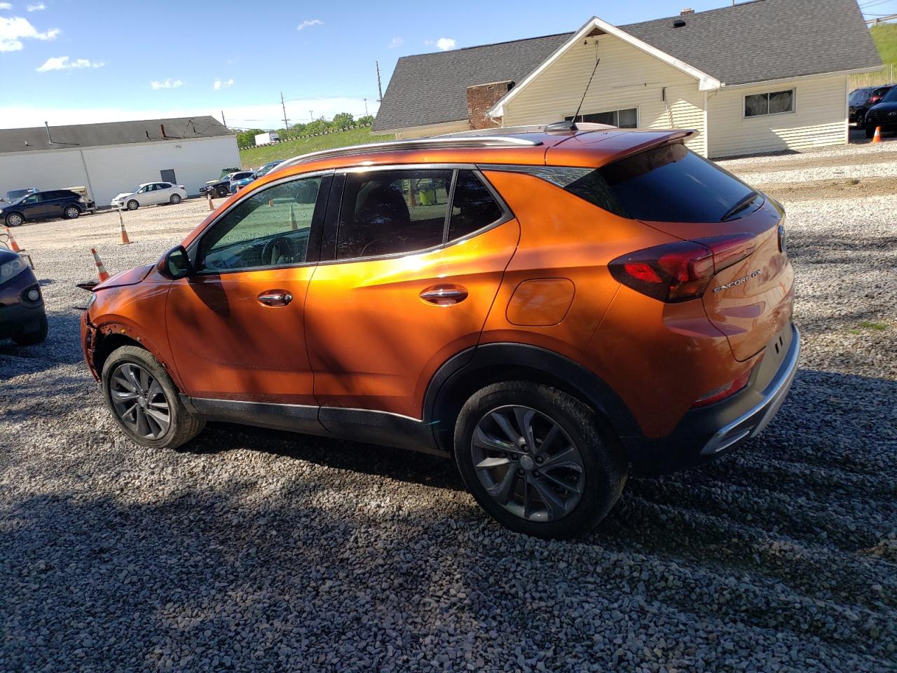 2022 BUICK Encore VIN KL4MMFSL6NB067272 photo 2