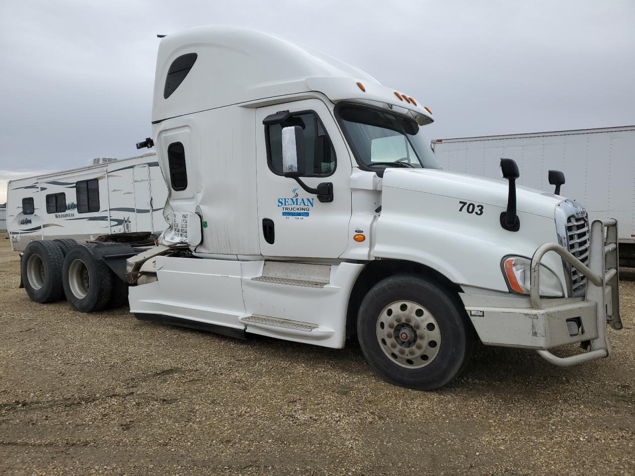 2016 FREIGHTLINER CASCADIA 125 VIN 1FUJGLBG5GLHN5662 photo 1