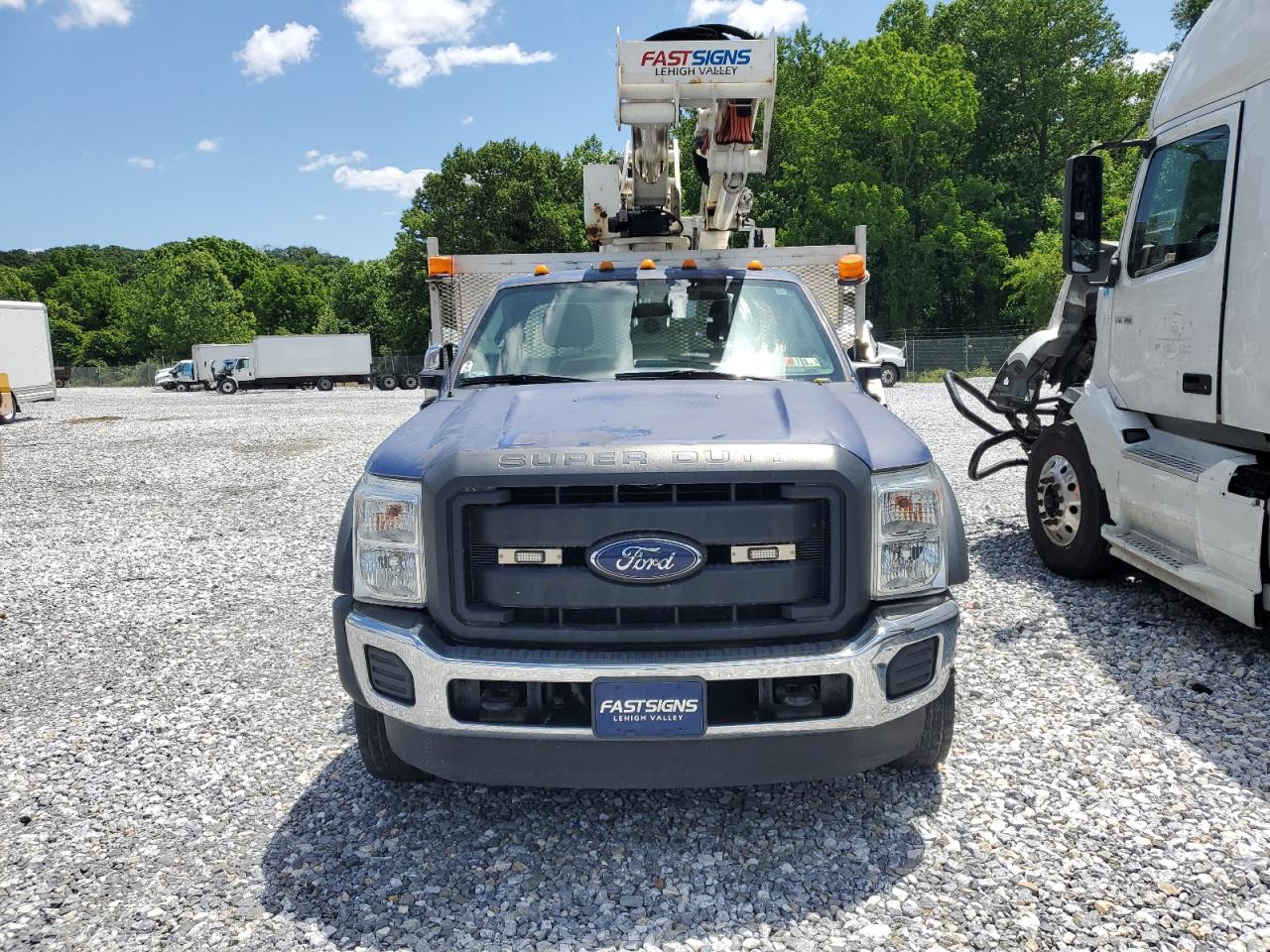 2015 Ford F550 VIN 1FDUF5GT7FEB96555 photo 5