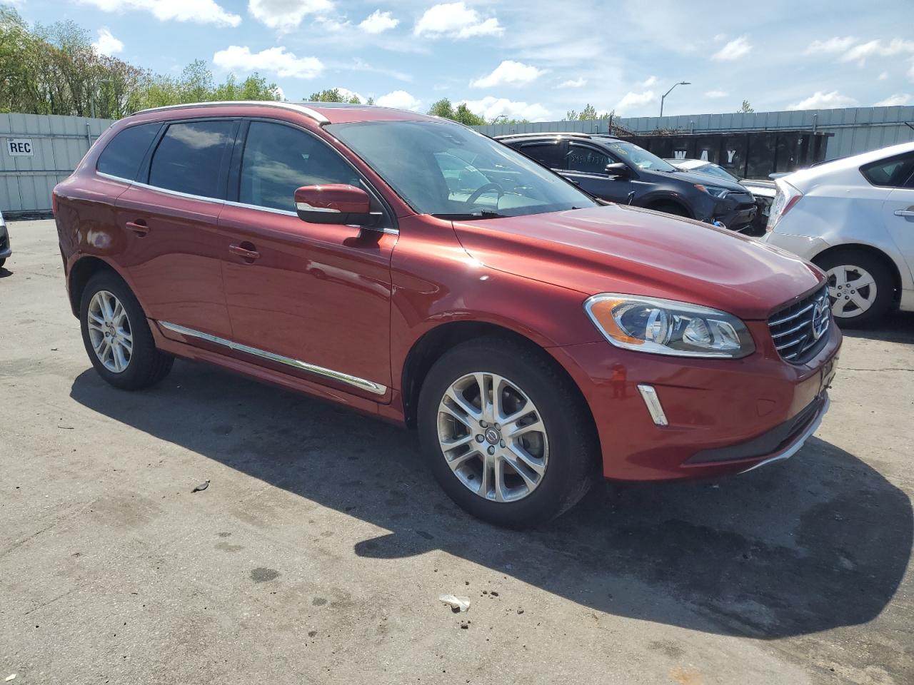 2015 Volvo Xc60 VIN YV4612RK3F2735475 photo 4