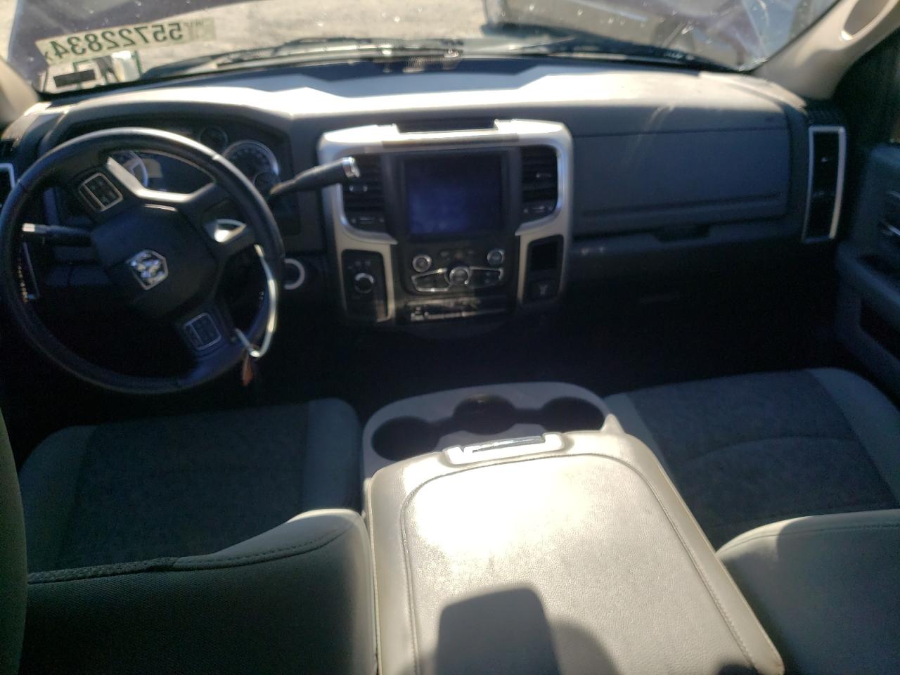 2018 RAM 3500 VIN 3C63RRHL2JG422880 photo 8