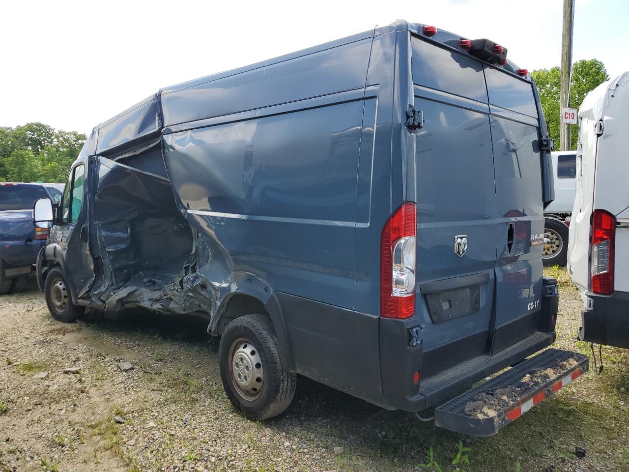 2020 Ram Promaster 3500 VIN 3C6URVJG0LE128645 photo 2