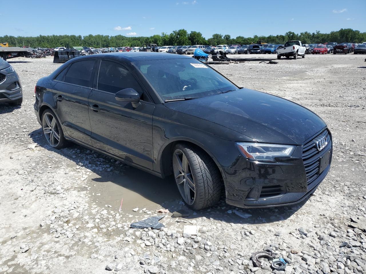2020 AUDI A3 VIN WAUCUGFF7LA007061 photo 4