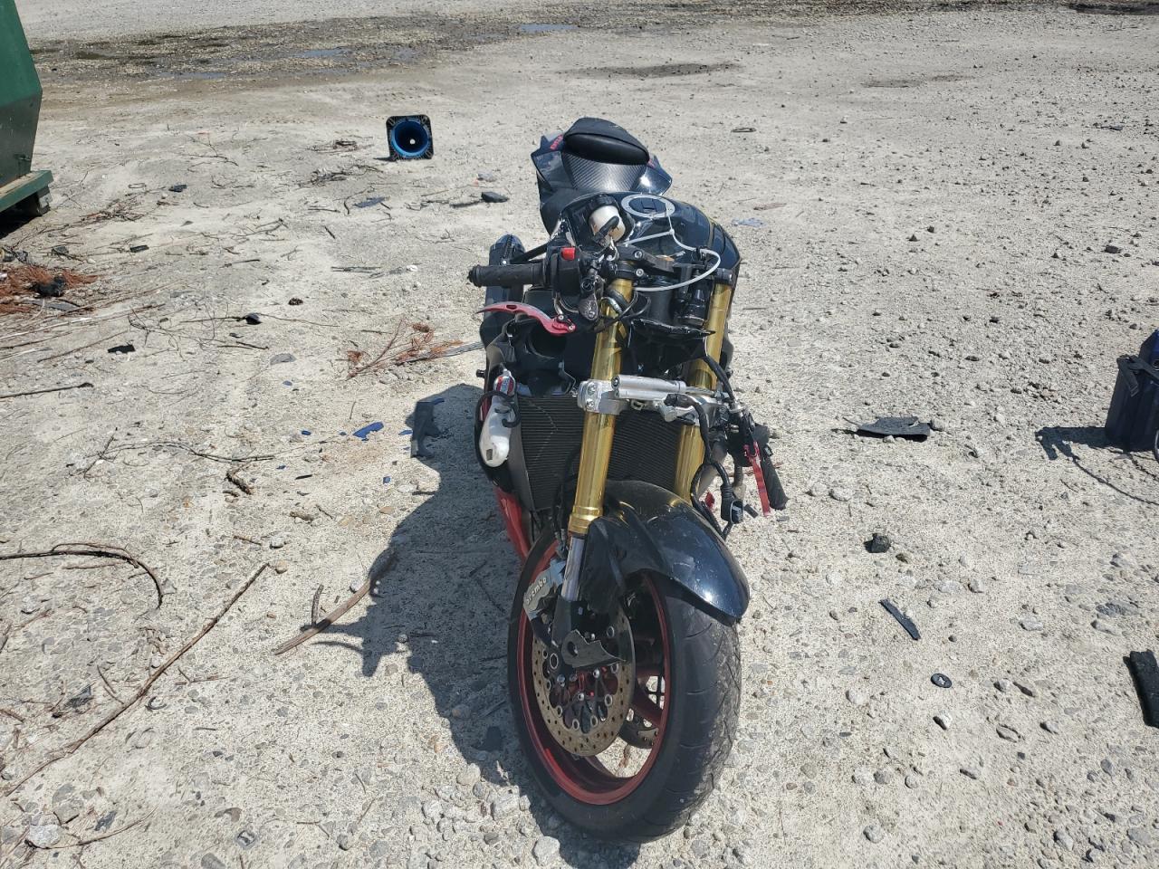 2018 SUZUKI Gsxr750 VIN JS1GR7MA5J2100501 photo 2