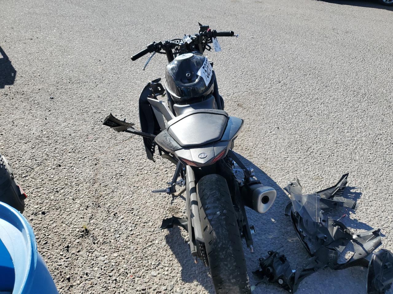 2023 YAMAHA YZFR3 A VIN MH3RH18Y3PK013518 photo 4