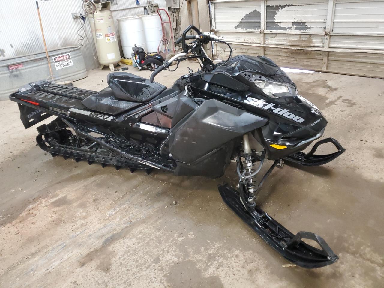 2020 BMBR SNOWMOBILE VIN 2BPSCELF3LV000184 photo 1