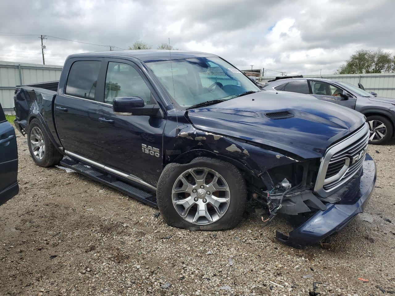 2018 Ram 1500 VIN 1C6RR7PT5JS144954 photo 4