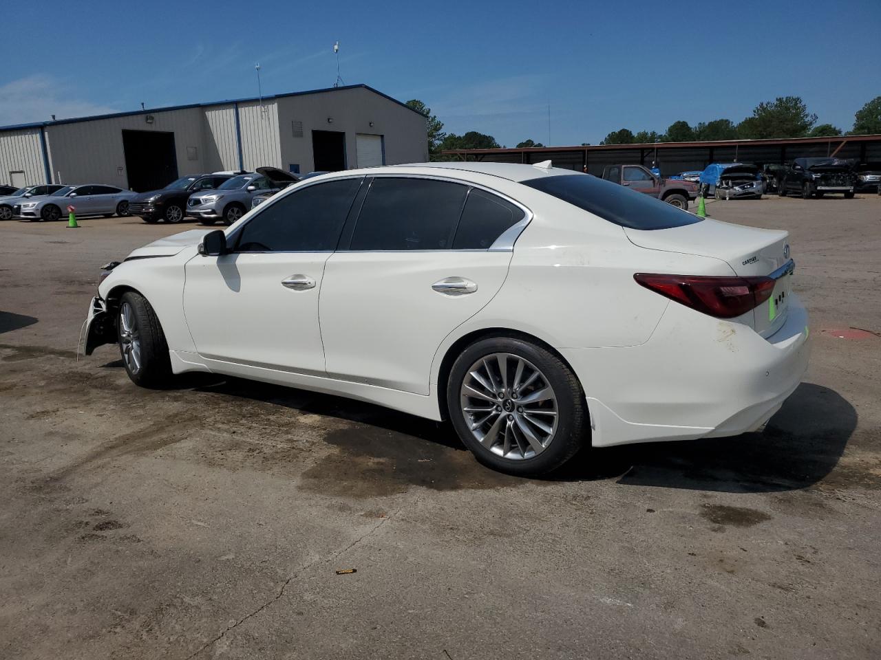 2022 INFINITI Q50 VIN JN1EV7BP1NM310607 photo 2