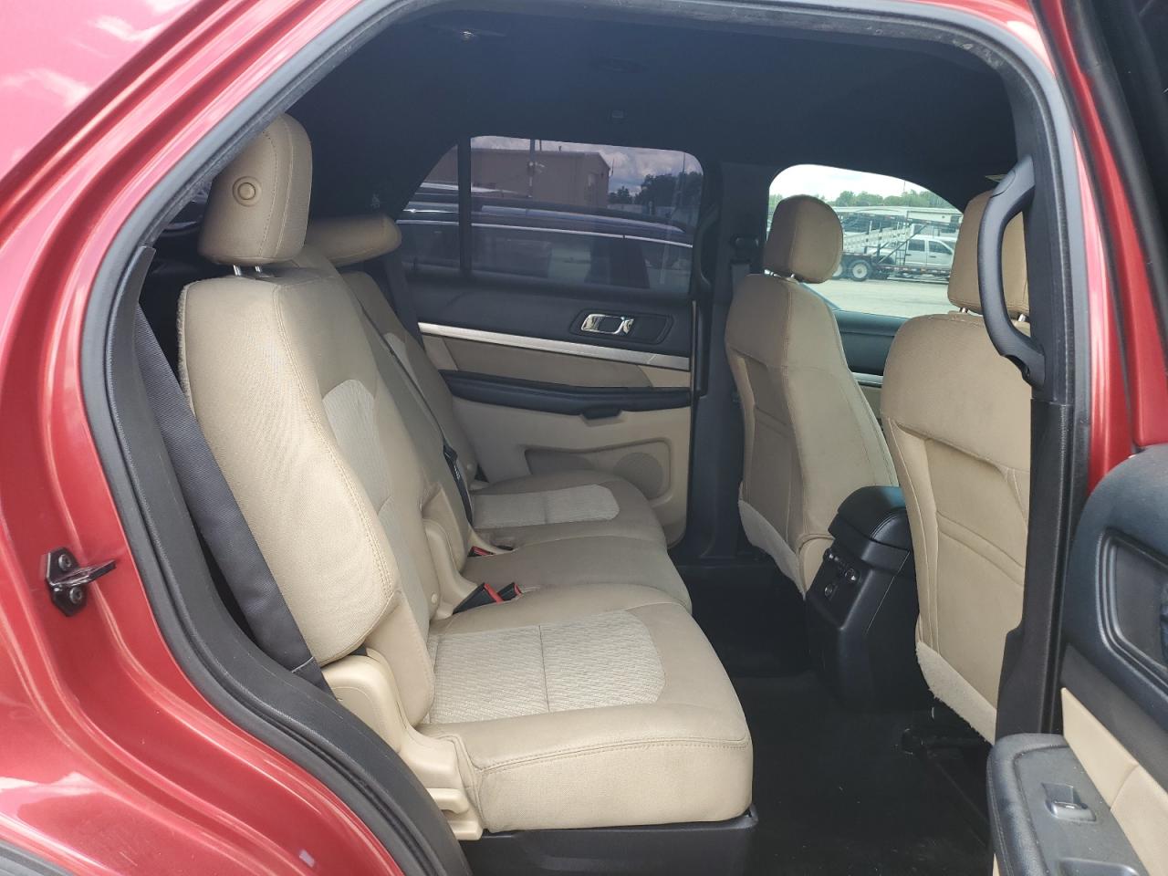 2016 FORD Explorer VIN 1FM5K7BH9GGA76390 photo 11