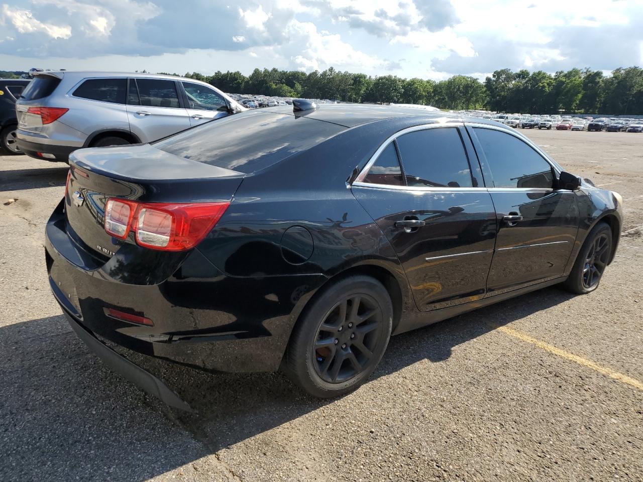 2016 Malibu VIN 1G11C5SA2GU108730 photo 3