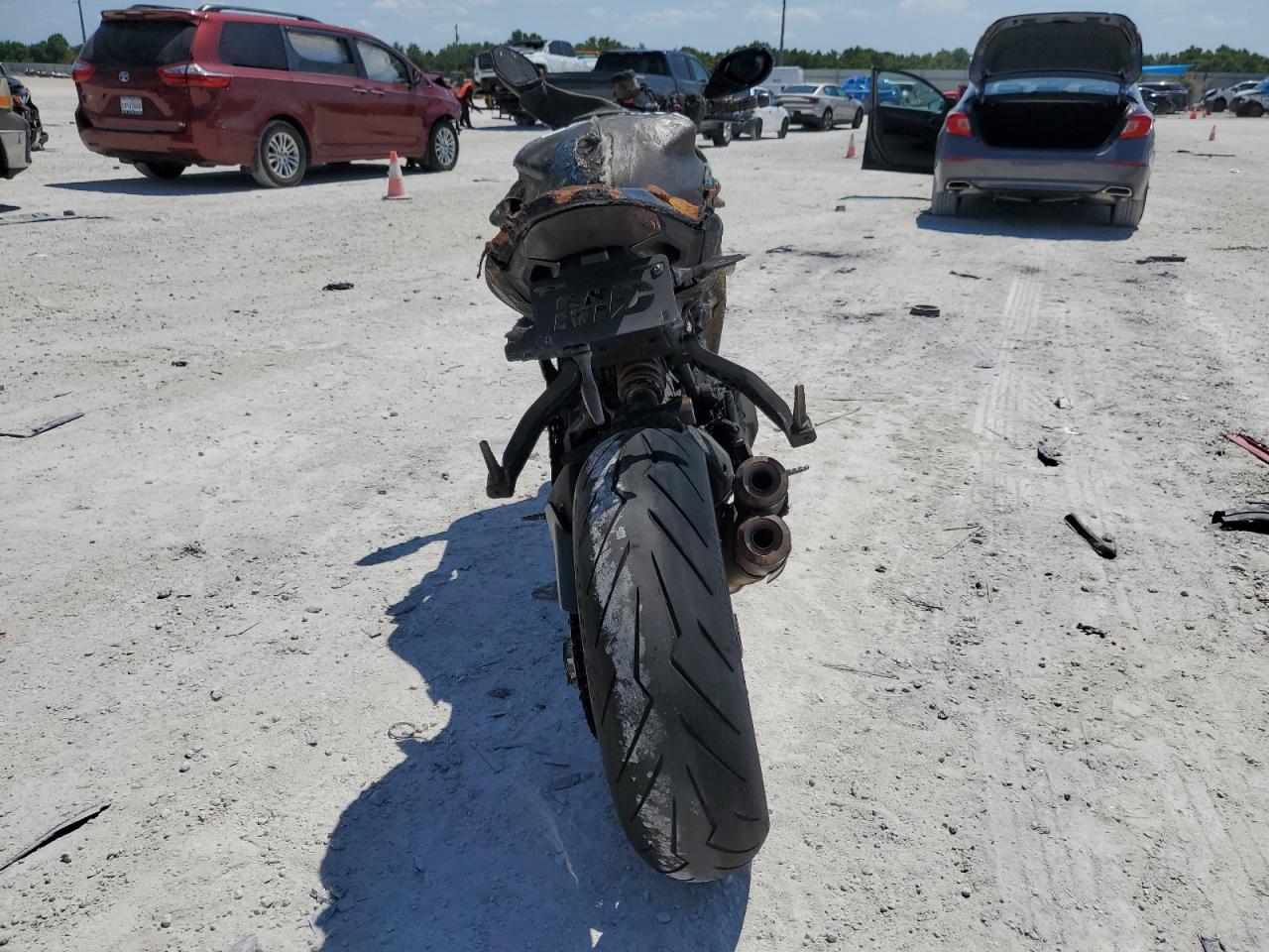 2019 DUCATI SUPERSPORT VIN ZDMVABDS9KB008085 photo 4