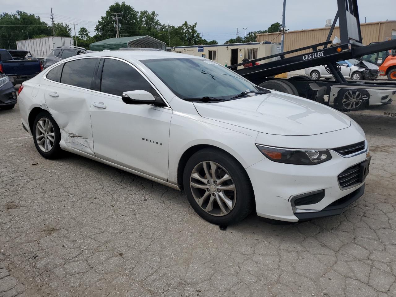 2017 CHEVROLET Malibu VIN 1G1ZE5ST8HF102161 photo 4