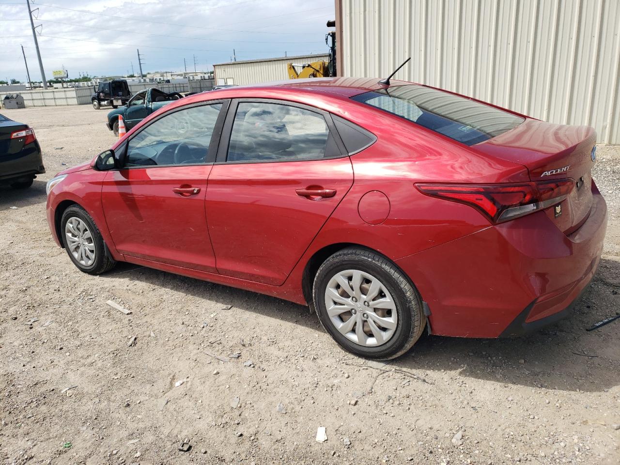 2018 Hyundai Accent VIN 3KPC24A3XJE028906 photo 2
