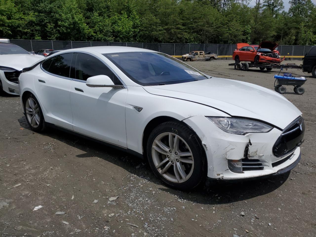 2014 Tesla Model s VIN 5YJSA1H16EFP44977 photo 4