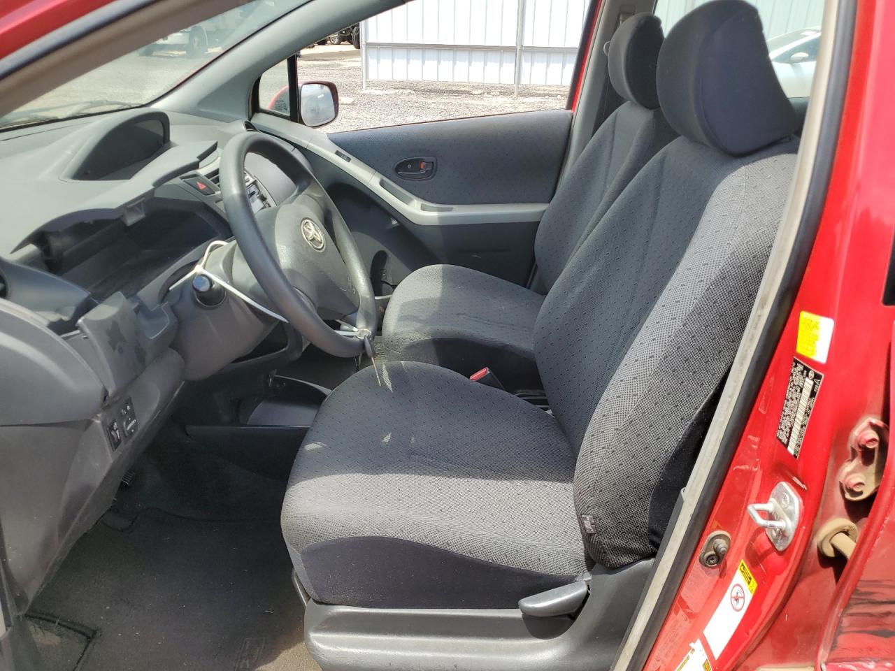 2011 Toyota Yaris VIN JTDKT4K34B5326646 photo 7