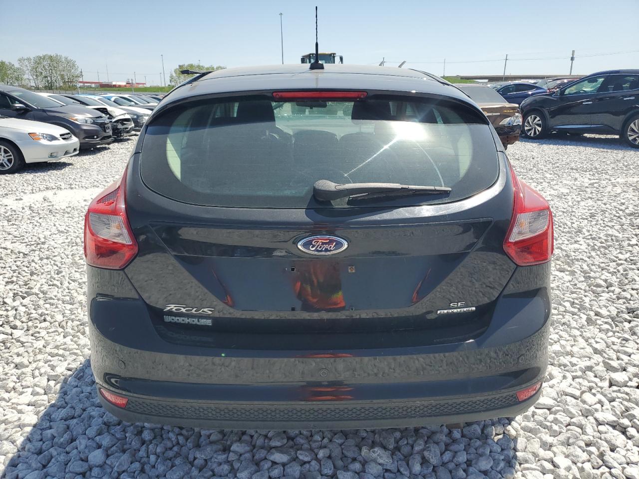 2013 Ford Focus VIN 1FADP3K21DL123801 photo 6
