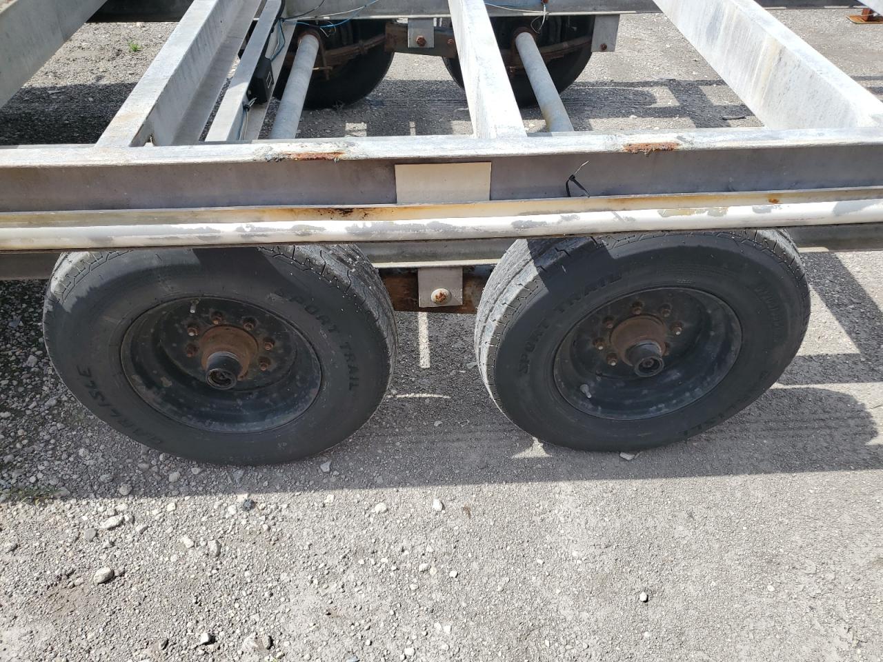 1992 UTILITY Trailer VIN HEQ352006921610EB photo 9