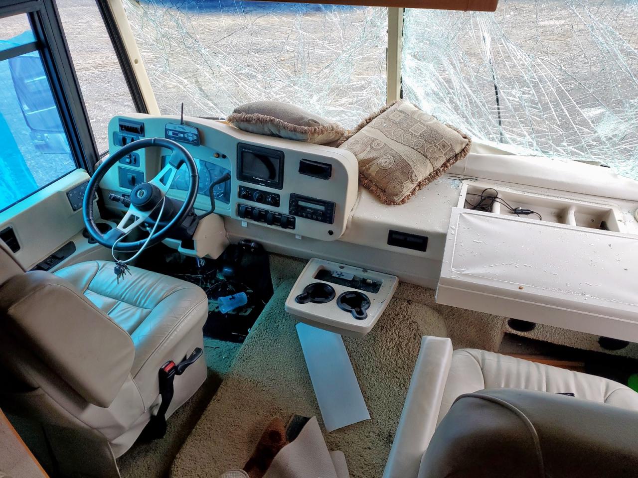 2006 WINNEBAGO All other VIN 5B4MP67G753408171 photo 5