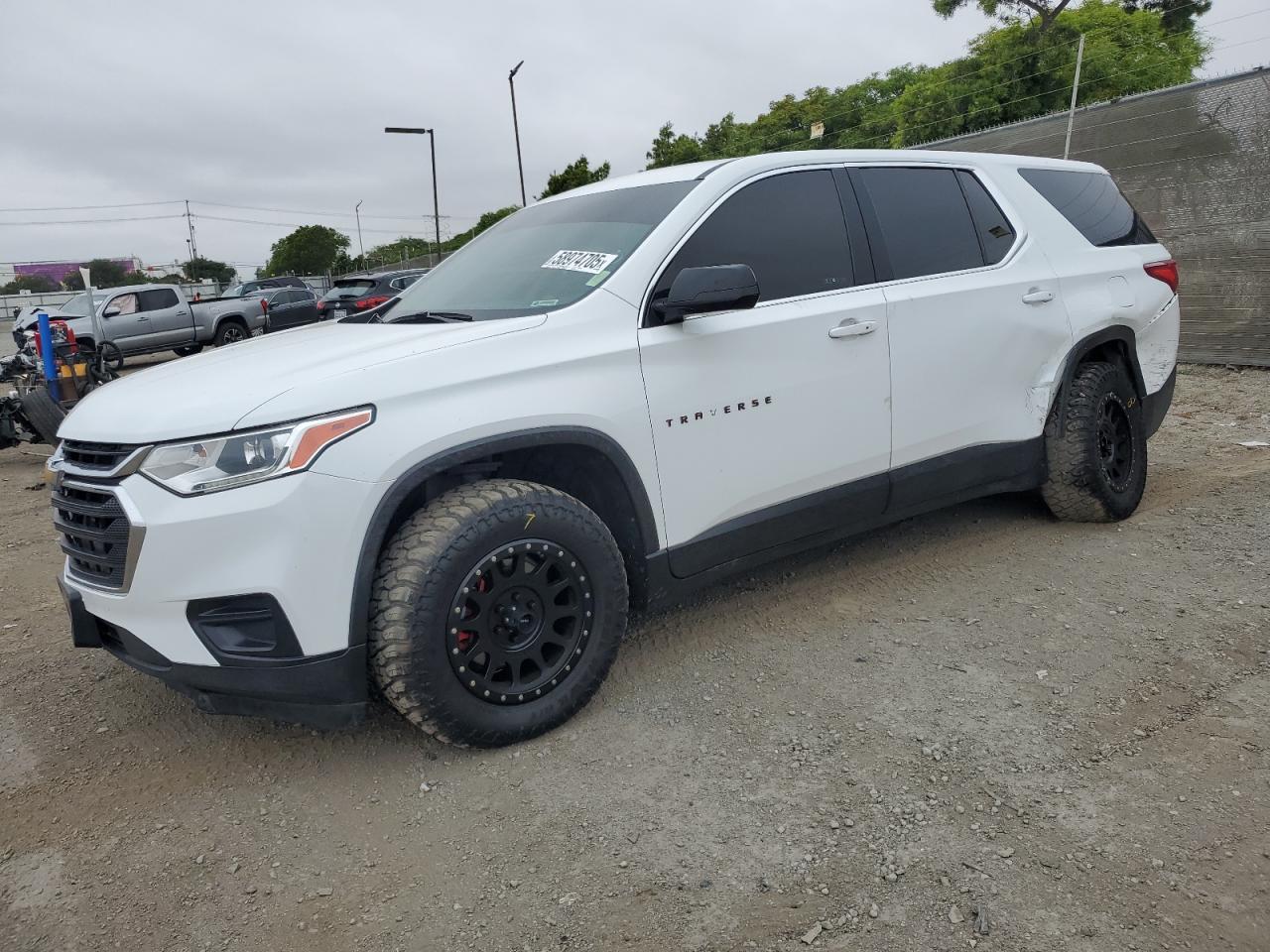 2020 Chev Traverse VIN 1GNERFKW5LJ276213 photo 1
