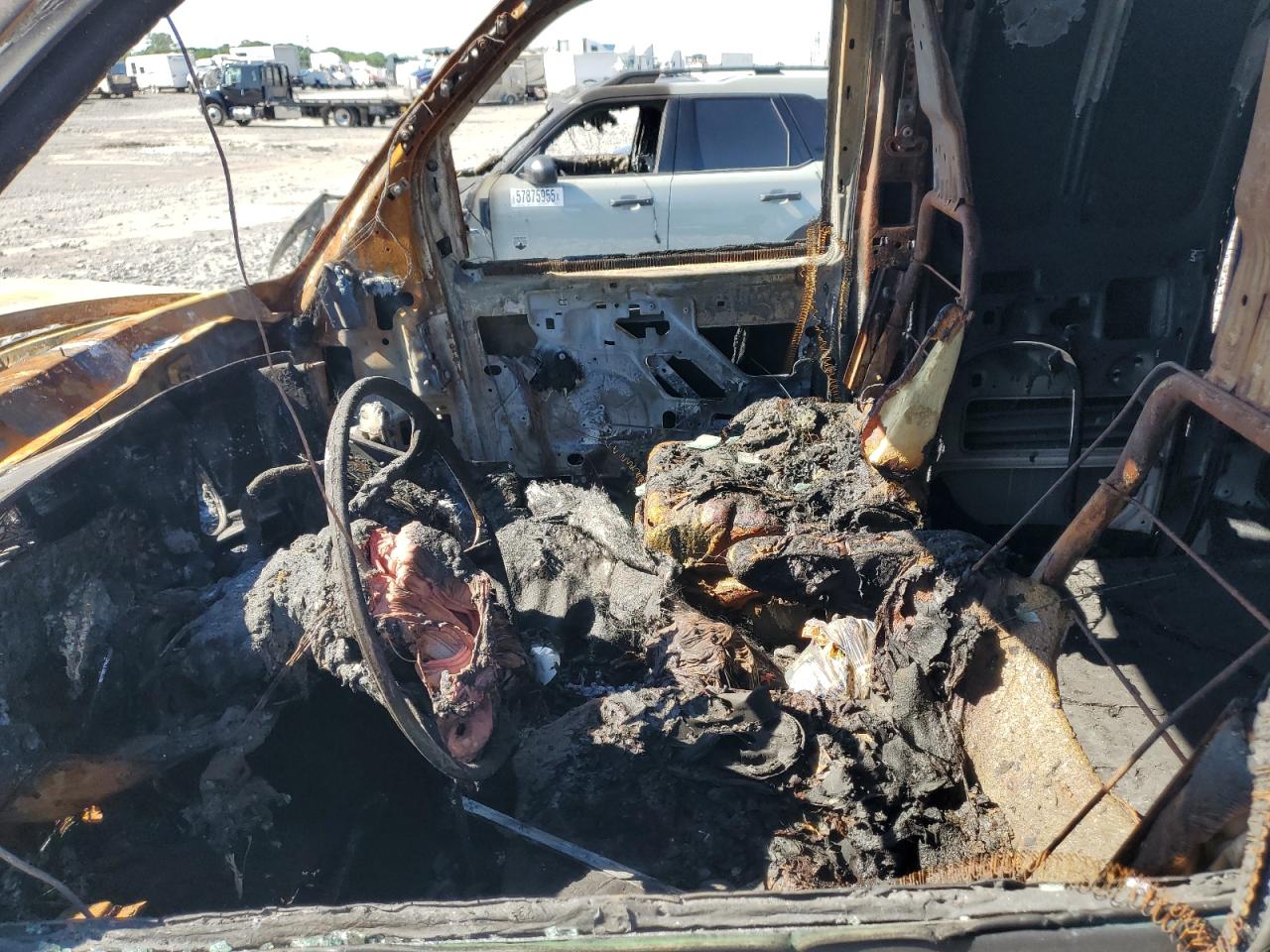 2024 CHEVROLET Express g2 VIN 1GCWGAFP3R1287521 photo 7