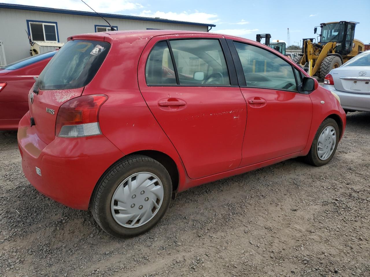 2011 Toyota Yaris VIN JTDKT4K34B5326646 photo 3