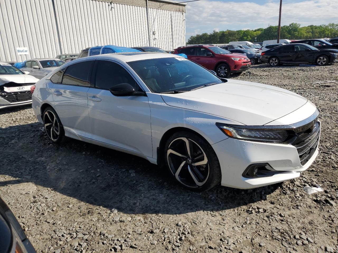2022 Honda Accord VIN 1HGCV2F37NA003847 photo 4