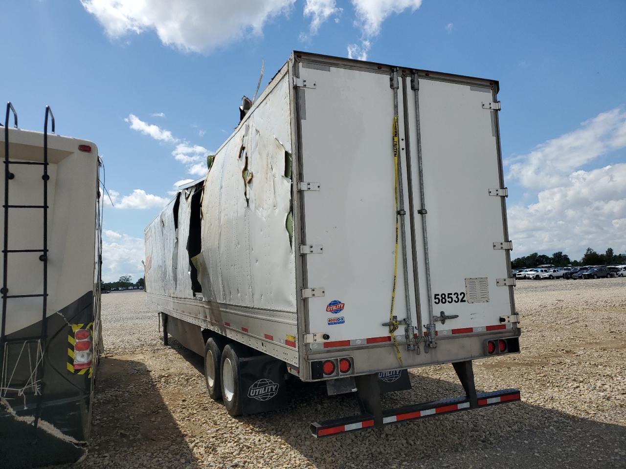 2025 UTILITY All models VIN 1UYVS2538S7408532 photo 3