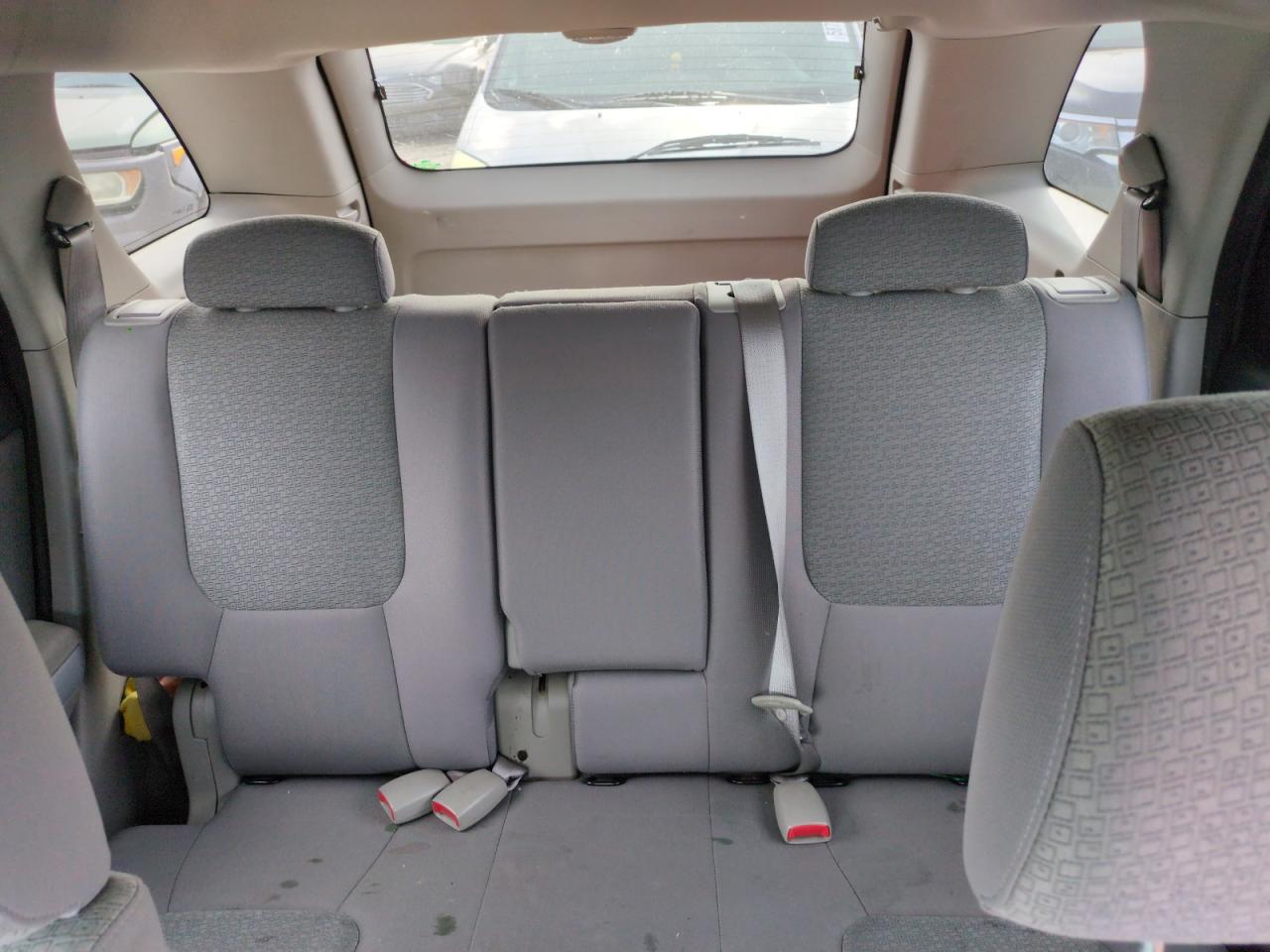 2008 Chevrolet Equinox VIN 2CNDL43F586073718 photo 10