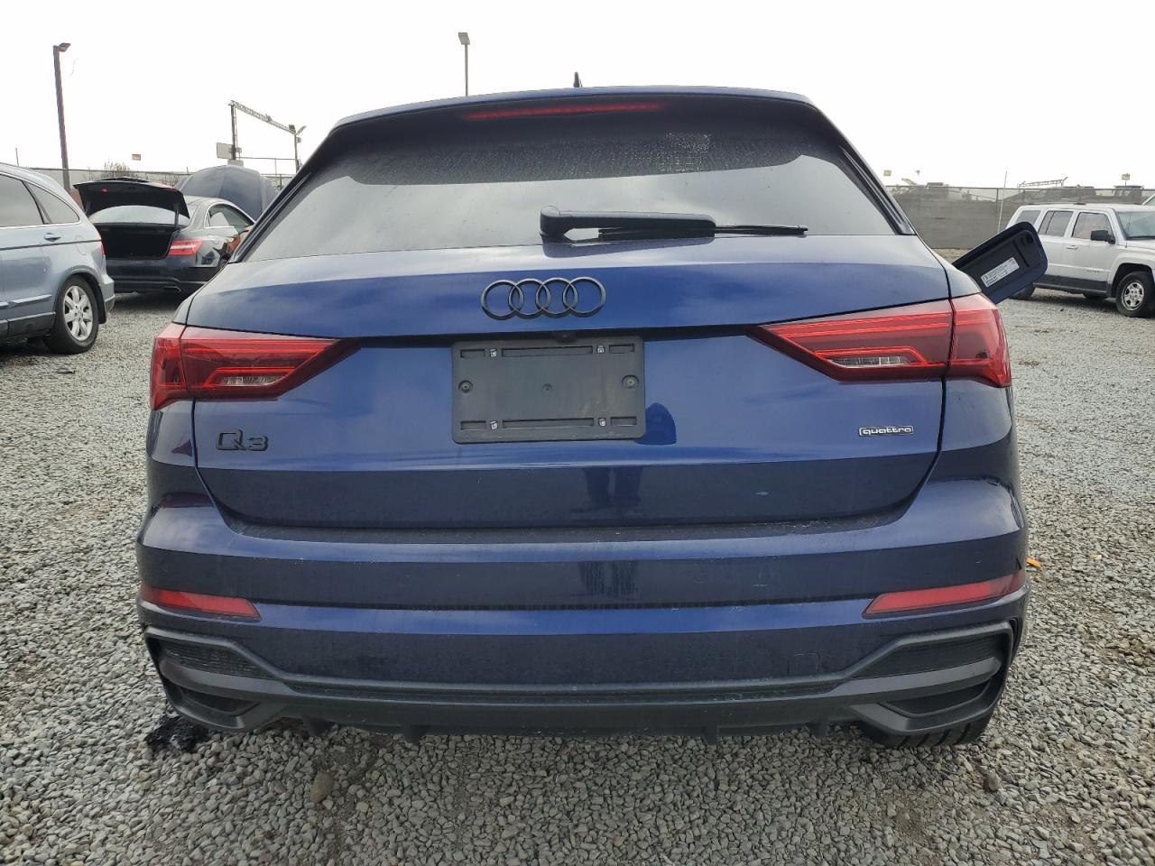 2022 Audi Q3 VIN WA1EECF33N1128321 photo 6