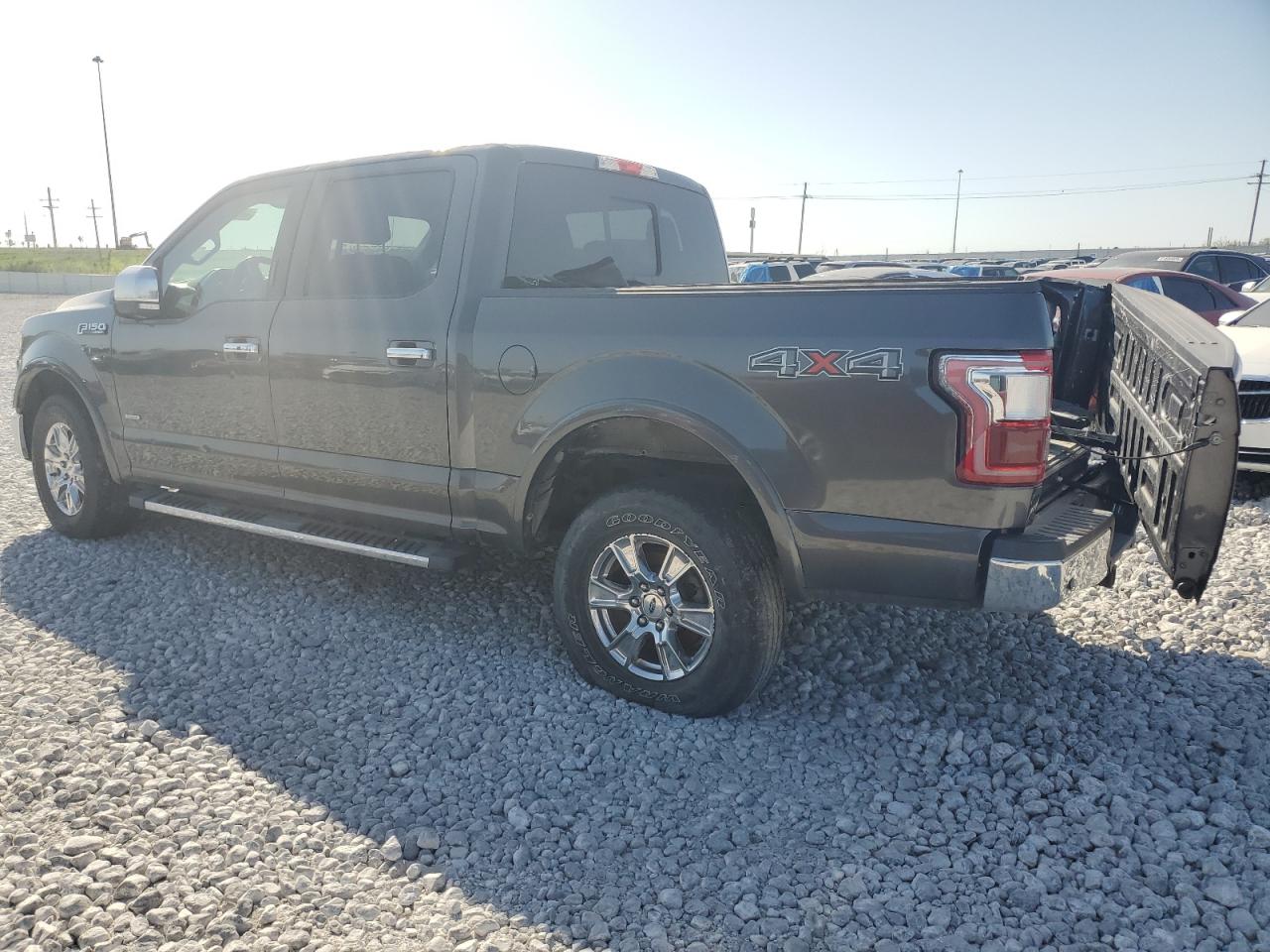 2015 Ford F150 VIN 1FTEW1EP2FFA20658 photo 2