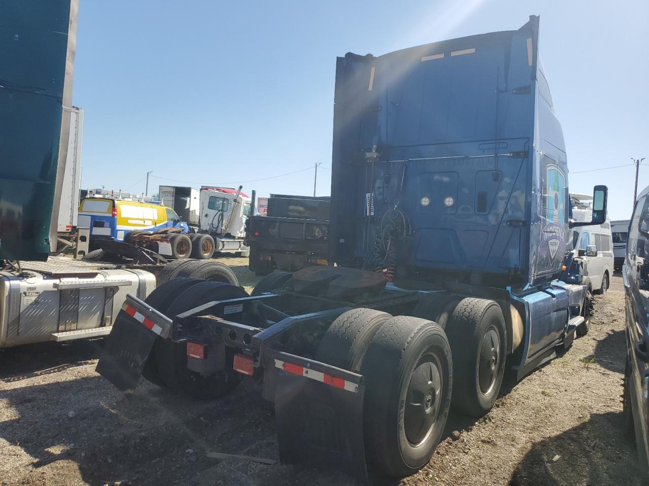 2020 INTERNATIONAL All models VIN 3HSDZAPR7LN864869 photo 4
