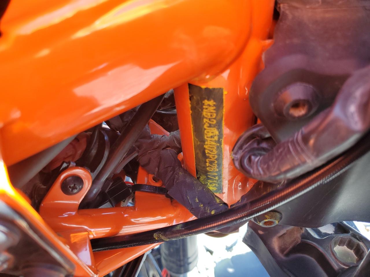 2023 KTM 390 VIN MD2JGJ402PC261715 photo 9