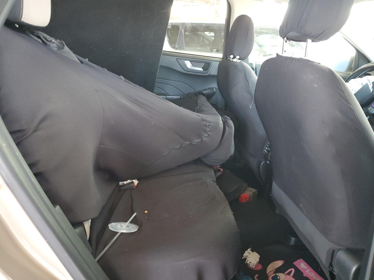 2021 Ford Escape VIN 1FMCU0G63MUB00700 photo 11